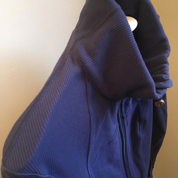Lululemon double zip sweater - Picture 6 of 9